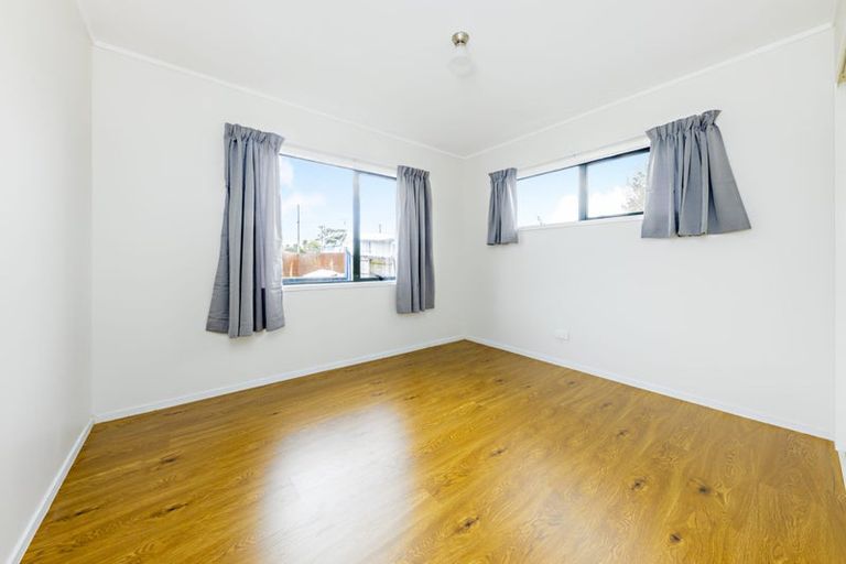 Photo of property in 22 Olive Crescent, Papatoetoe, Auckland, 2025