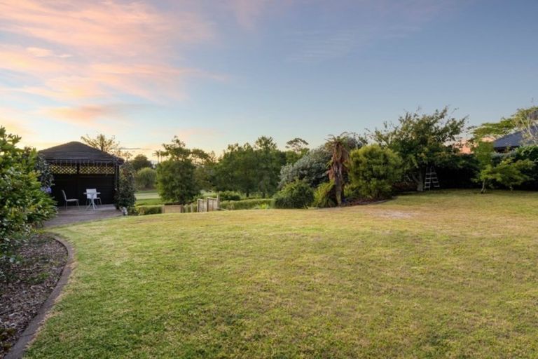 Photo of property in 25 Links View Drive, Omokoroa, 3114