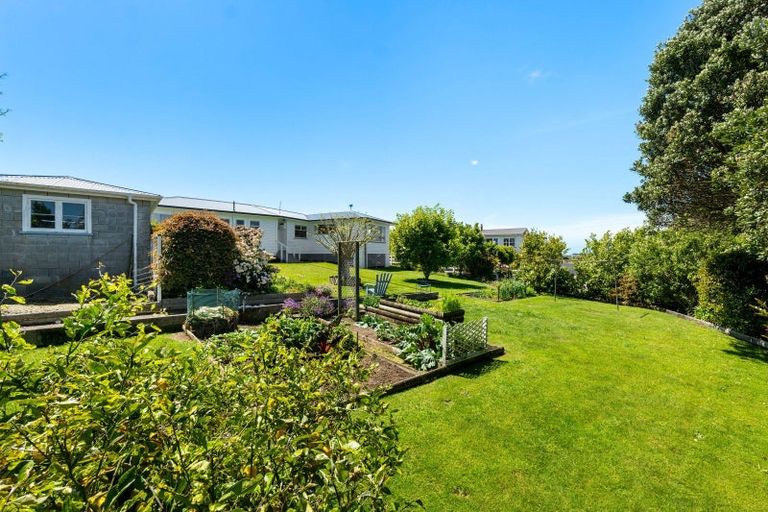Photo of property in 11 Hulke Crescent, Bell Block, New Plymouth, 4312
