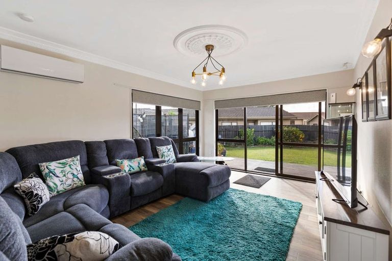 Photo of property in 63 Geraldine Crescent, Cloverlea, Palmerston North, 4412