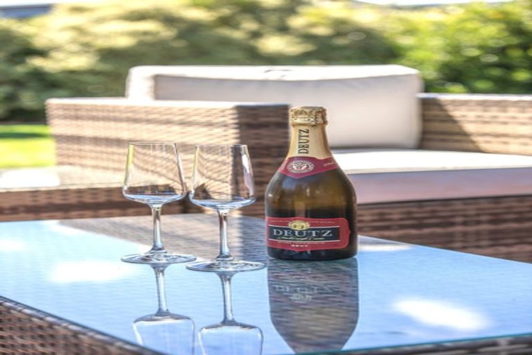 Photo of property in 73 Kotuku Drive, Paraparaumu Beach, Paraparaumu, 5032