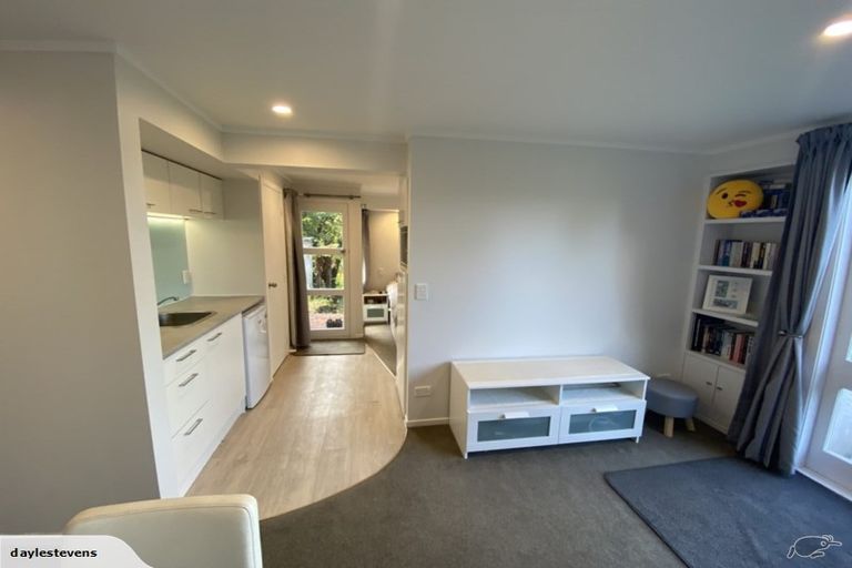 Photo of property in 5 Mccauley Grove, Hilltop, Taupo, 3330