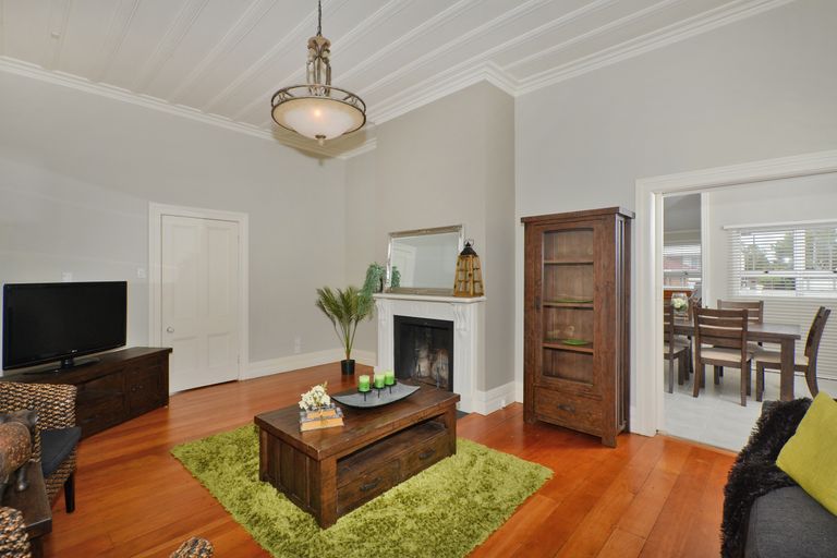 Photo of property in 13 Manse Street, Regent, Whangarei, 0112