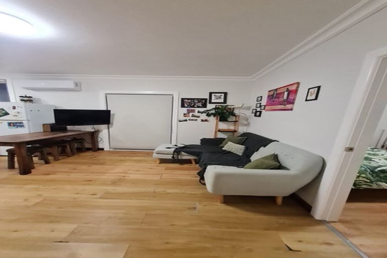 Photo of property in 33 Mortimer Terrace, Aro Valley, Wellington, 6021