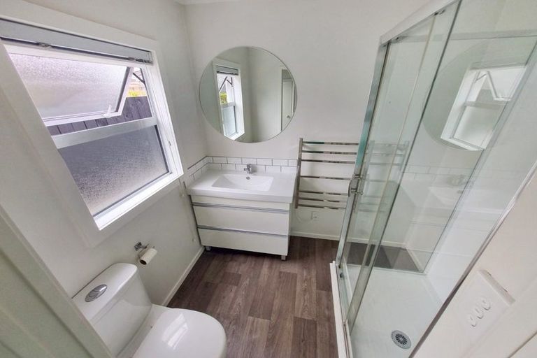 Photo of property in 5/7 Koromiko Street, New Lynn, Auckland, 0600