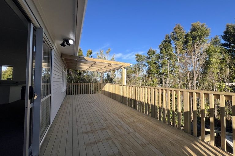 Photo of property in 71 Vipond Road, Stanmore Bay, Whangaparaoa, 0932