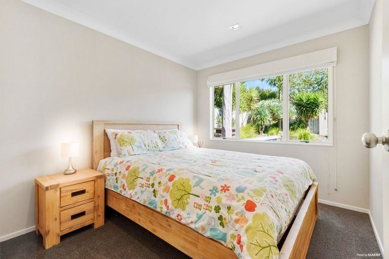 Photo of property in 6 Girdhar Place, Pukekohe, 2120