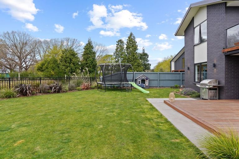 Photo of property in 9 Musket Lane, Broomfield, Christchurch, 8042