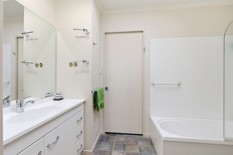 Photo of property in 2/41 Manchester Way, Judea, Tauranga, 3110