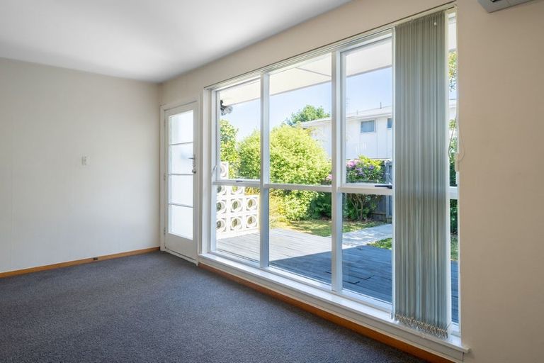Photo of property in 2/26 Mona Vale Avenue, Riccarton, Christchurch, 8011