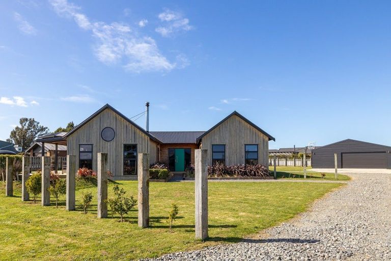 Photo of property in 1 Remutaka Lane, Carterton, 5713