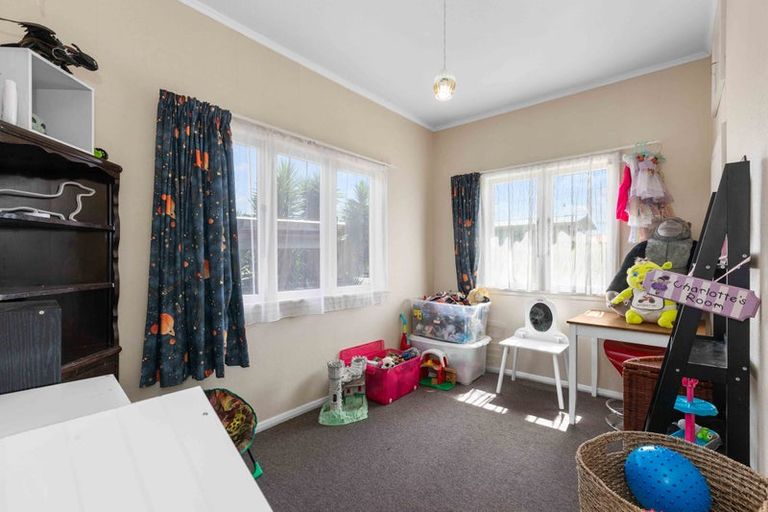 Photo of property in 185 Studholme Street, Morrinsville, 3300