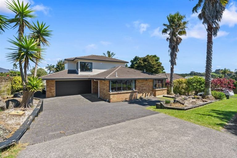 Photo of property in 44 Wairere Road, The Gardens, Auckland, 2105