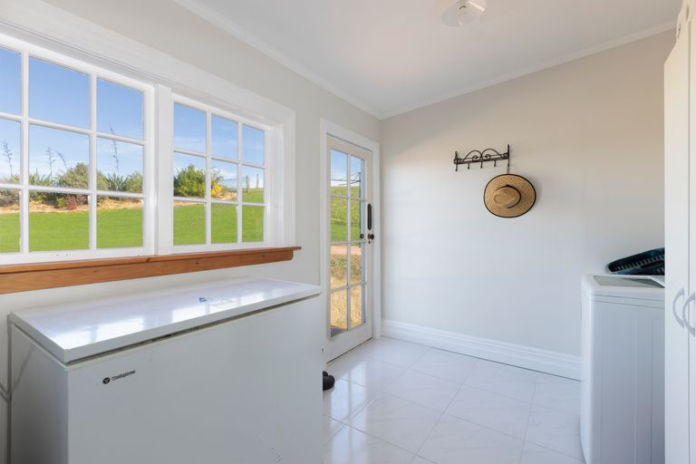 Photo of property in 14 Syd Smith Road, Oruawharo, Wellsford, 0975