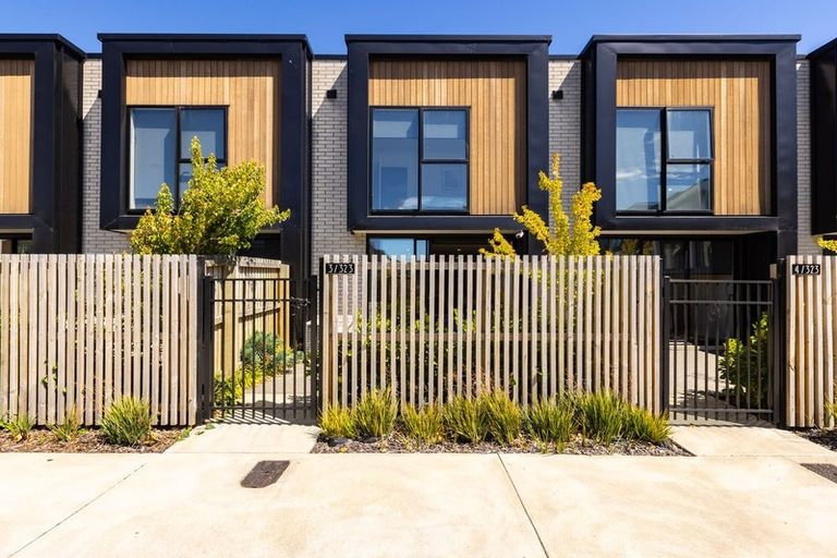 Photo of property in 3/323 Lincoln Road, Addington, Christchurch, 8024