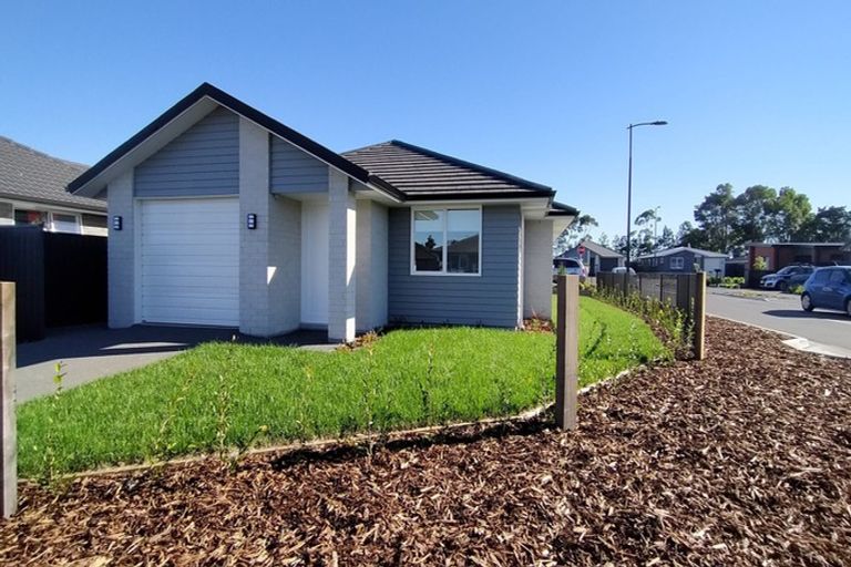 Photo of property in 4 Pioneer Crescent, Omokoroa, 3114