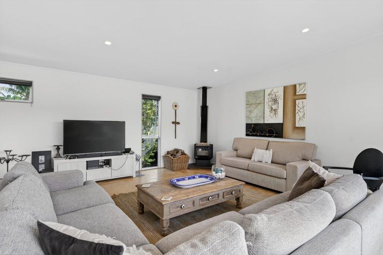 Photo of property in 10 Ti Tree Place, Mangawhai Heads, Mangawhai, 0505