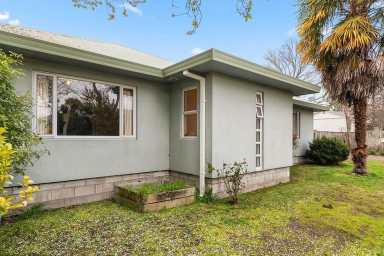 Photo of property in 66 Te Rangitautahanga Road, Turangi, 3334