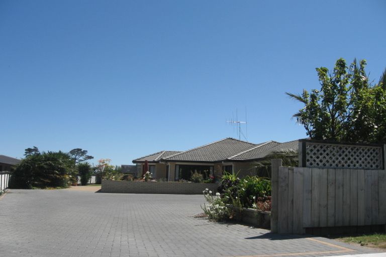 Photo of property in 12 Kiokio Place, Maketu, Te Puke, 3189