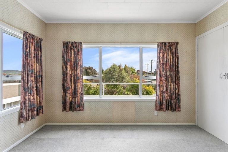 Photo of property in 15 Waitahanui Avenue, Taupo, 3330