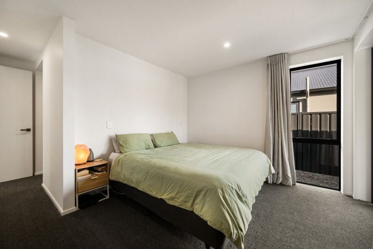 Photo of property in 6 Mcneil Crescent, Wanaka, 9305