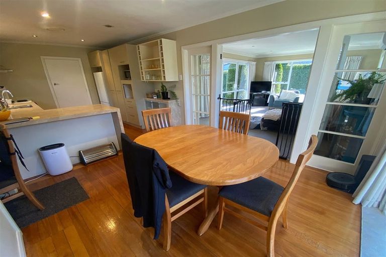 Photo of property in 8 Yardley Street, Avonhead, Christchurch, 8042