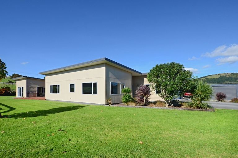 Photo of property in 116 Apotu Road, Kauri, Kamo, 0185