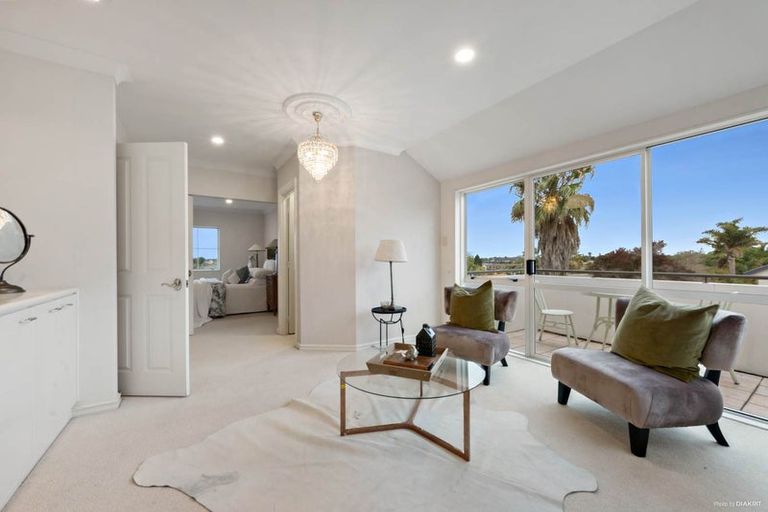 Photo of property in 26 Anaheim Boulevard, Shamrock Park, Auckland, 2016