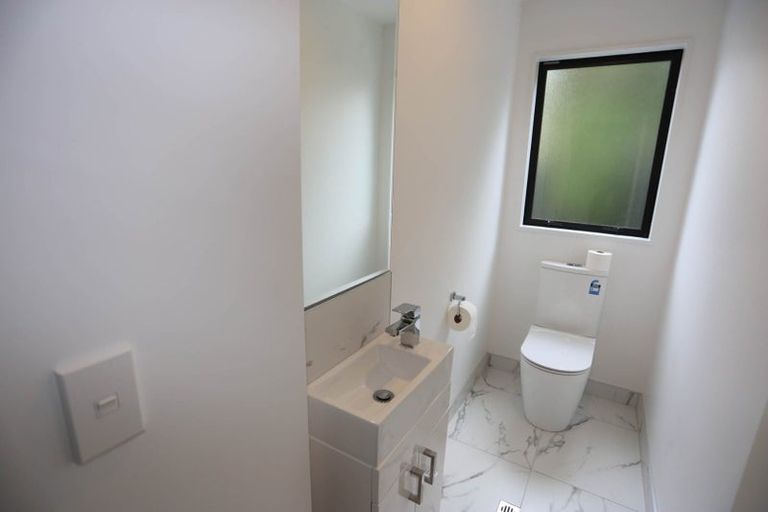 Photo of property in 37b Centennial Avenue, Riccarton, Christchurch, 8041