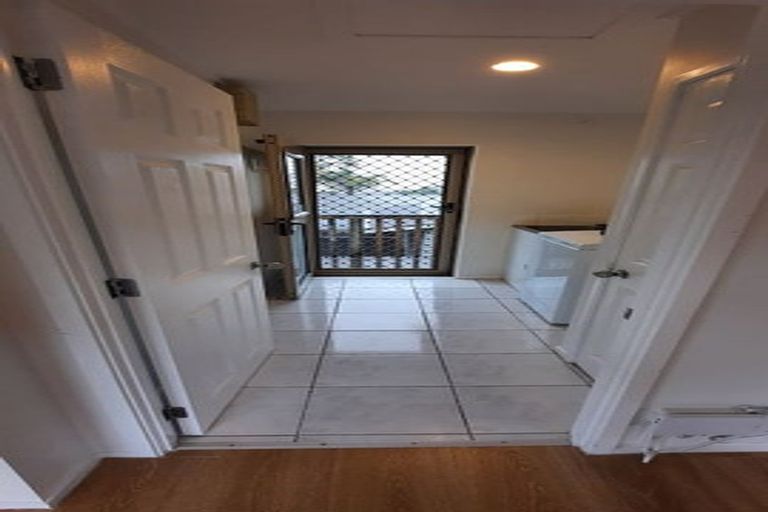 Photo of property in 2a Gallony Avenue, Massey, Auckland, 0614