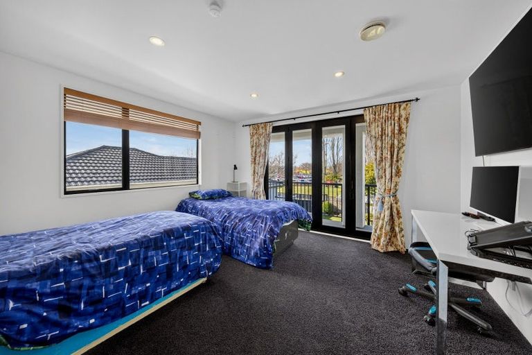 Photo of property in 20 Baltic Place, Northwood, Christchurch, 8051
