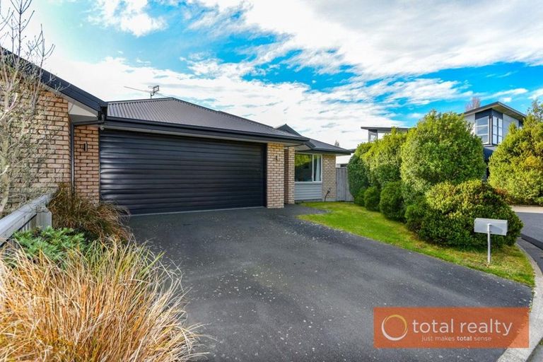 Photo of property in 4 Annies Lane, Aidanfield, Christchurch, 8025