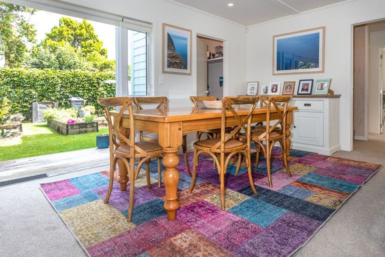 Photo of property in 107 Riverview Road, Whangamata, 3620