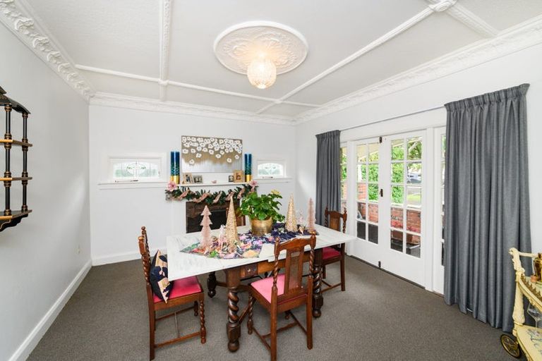 Photo of property in 26 Milverton Avenue, Hokowhitu, Palmerston North, 4410