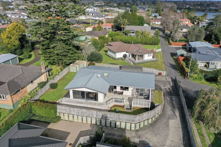 Photo of property in 51 Youngs Road, Papakura, 2110
