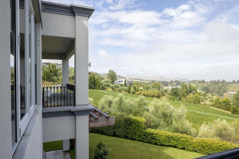 Photo of property in 137 Blackbarn Road, Havelock North, 4294