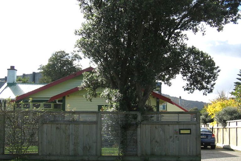 Photo of property in 24 Stellin Street, Boulcott, Lower Hutt, 5011