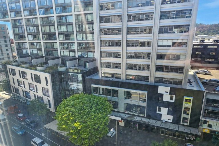 Photo of property in Pinnacle Apartments, E702/160 Victoria Street, Te Aro, Wellington, 6011