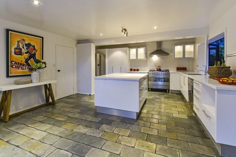 Photo of property in 8 Awanui Street, Birkenhead, Auckland, 0626