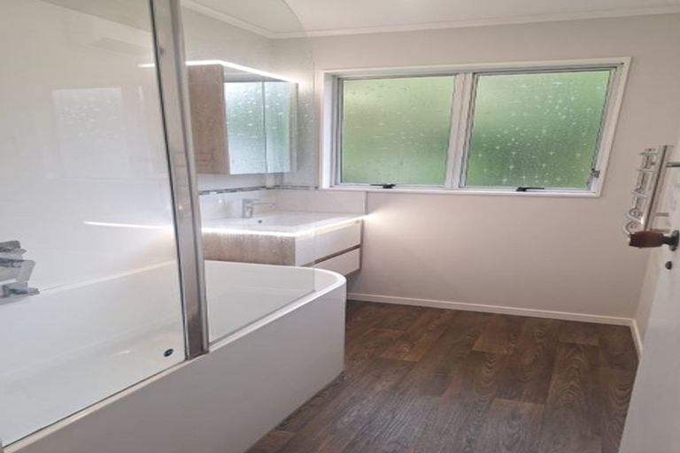 Photo of property in 178b Major Drive, Kelson, Lower Hutt, 5010