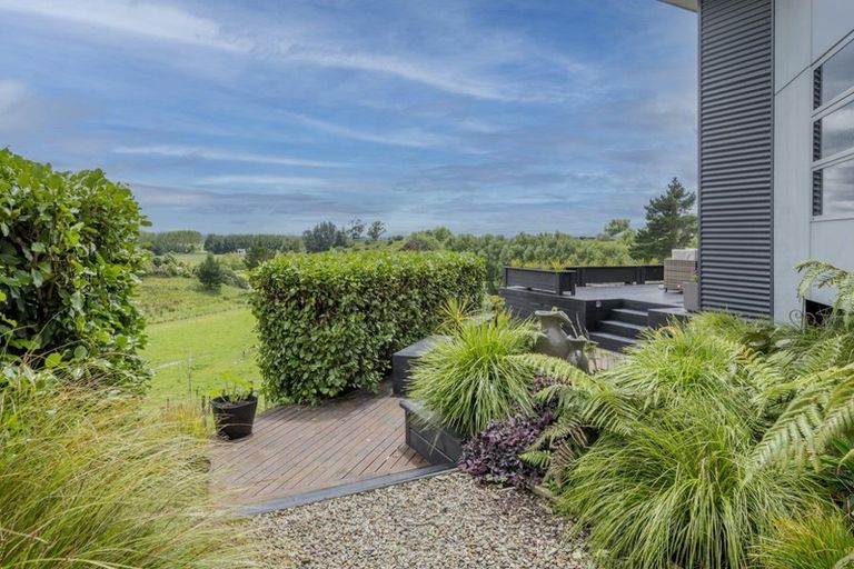 Photo of property in 32 Oakland Lane, Shannon, Palmerston North, 4474