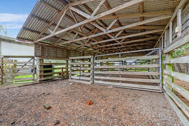 Photo of property in 245 Halcombe Road, Feilding, 4775