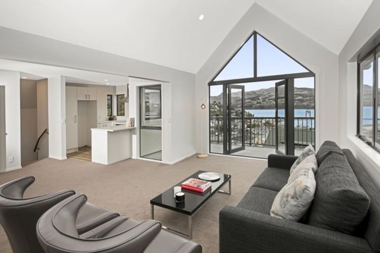 Photo of property in 26b Cornwall Road, Lyttelton, 8082