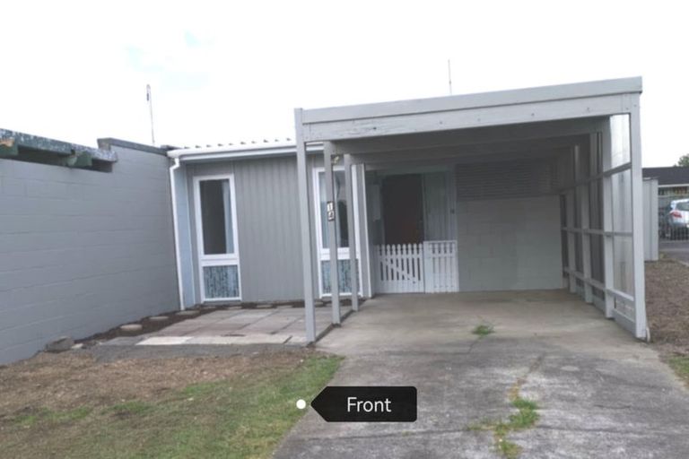 Photo of property in 14 Westmere Place, Takaro, Palmerston North, 4412