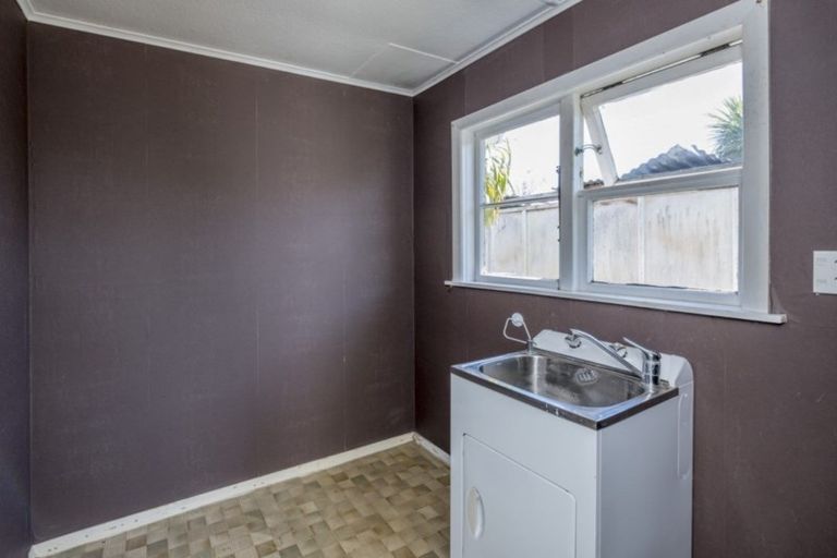 Photo of property in 9 Gardener Street, Levin, 5510