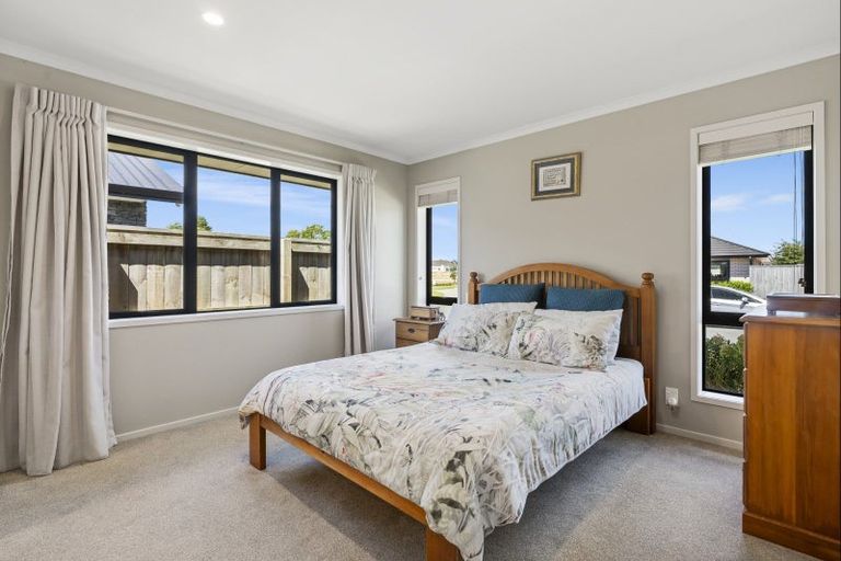 Photo of property in 6 Karearea Drive, Coastlands, Whakatane, 3120