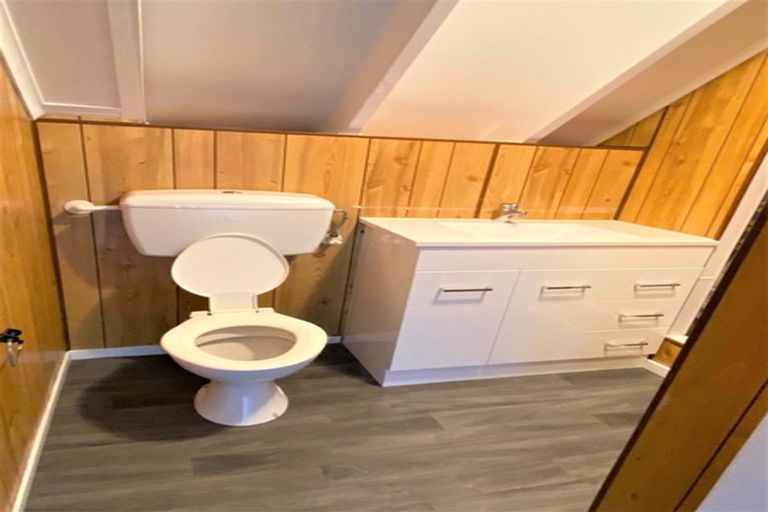 Photo of property in 32 Lyon Street, Featherston, 5710