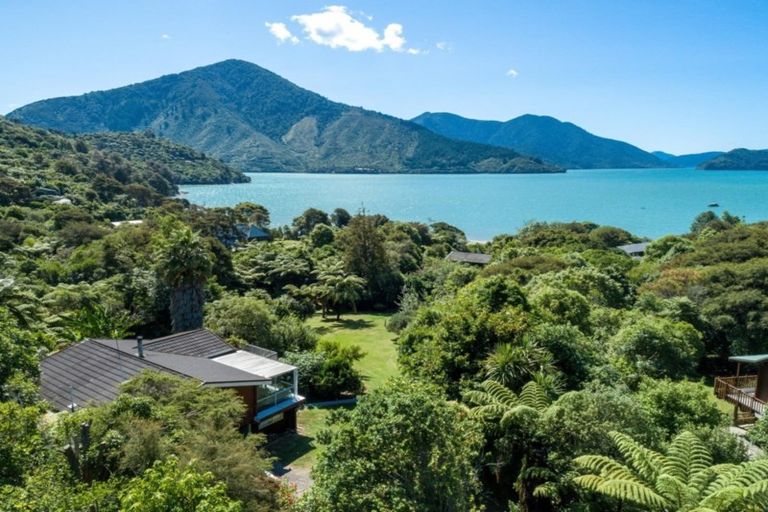 Photo of property in 236 Moetapu Bay Road, Moetapu Bay, Picton, 7282