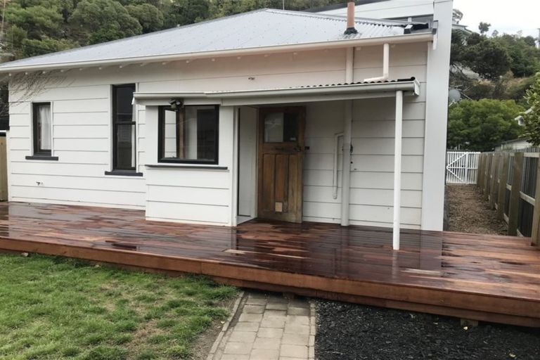 Photo of property in 9 Nayland Street, Clifton, Christchurch, 8081