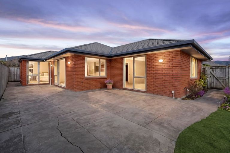 Photo of property in 6 Ruth Taylor Avenue, Stoke, Nelson, 7011